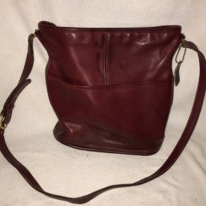 Classic Coach shoulder bag